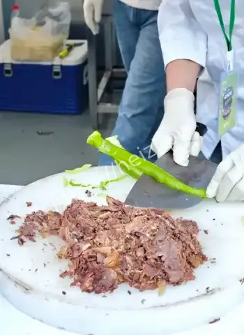 猪肉冒充驴肉卖